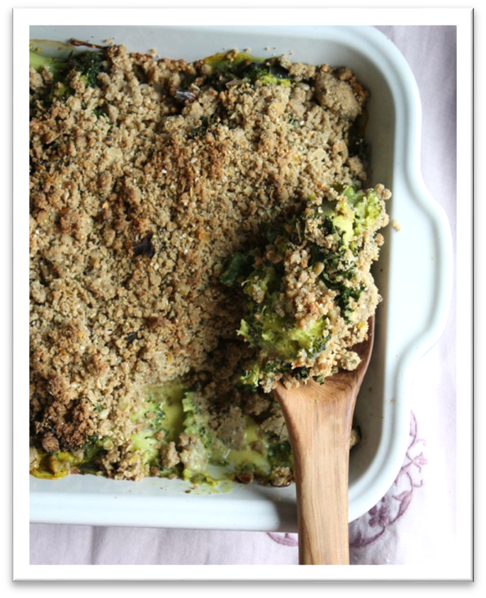 Crumble de légumes, feta et noisettes Crumble de légumes, feta et noisettes